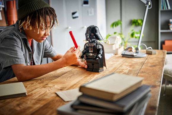 LEGO® Up-Scaled Darth Vader™ Minifigure 75461