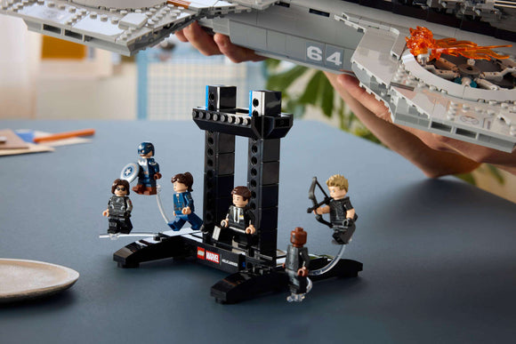 LEGO® S.H.I.E.L.D. Helicarrier 76354