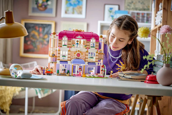 LEGO® Heartlake City Grand Hotel 42704