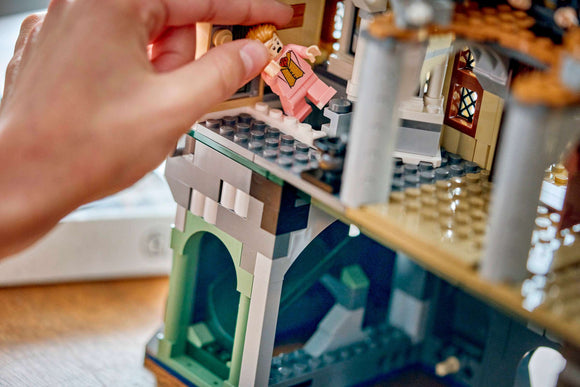 LEGO® Hogwarts™ Castle: East Wing 76473