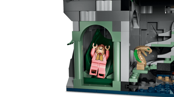 LEGO® Hogwarts™ Castle: East Wing 76473
