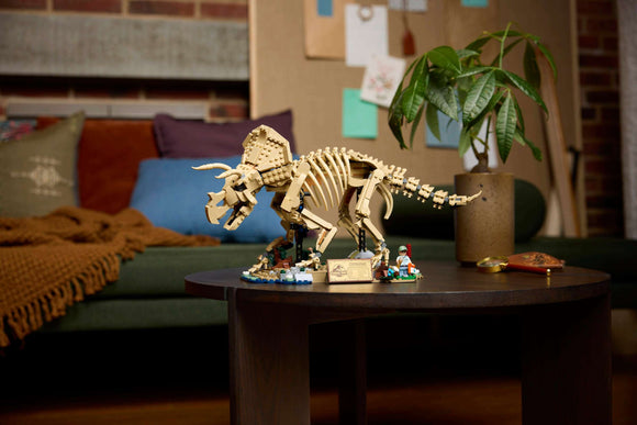 LEGO® Dinosaur Fossils: Triceratops 77985
