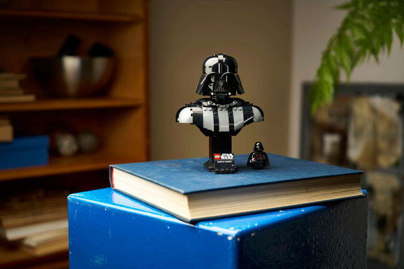 LEGO® Darth Vader™ Bust 75439
