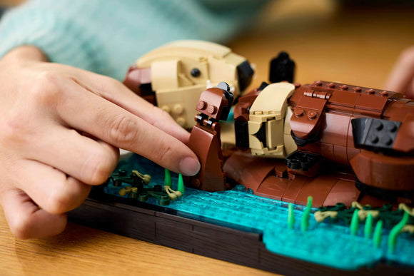 LEGO® Floating Sea Otters 21366