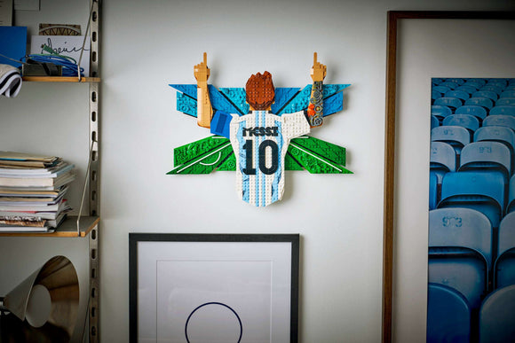 LEGO® Lionel Messi – Celebration 43018