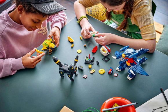 LEGO® SMART Play™: Umbreon vs. Garchomp Championship Battle 72165