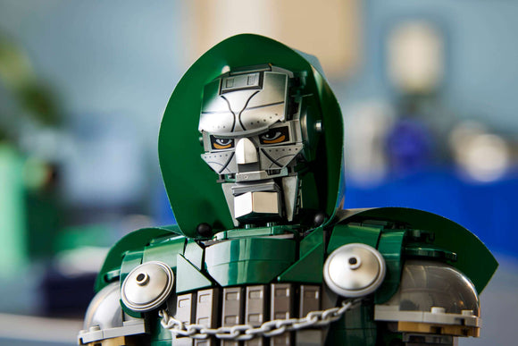 LEGO® Doctor Doom Bust 76345