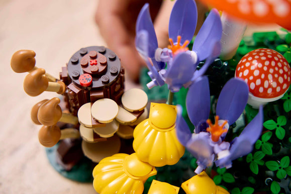 LEGO® Woodland Mushrooms 11505