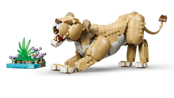LEGO® Wild Animals: Majestic Lion 31386