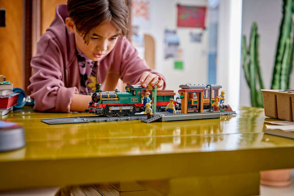 LEGO® Vintage Steam Train 60511