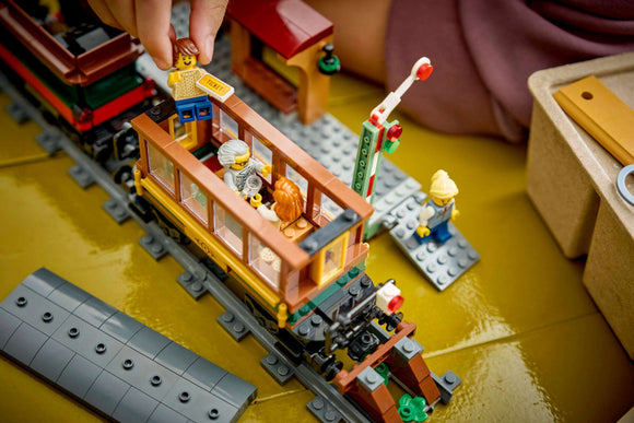 LEGO® Vintage Steam Train 60511