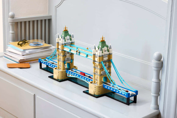 LEGO® Tower Bridge 21067