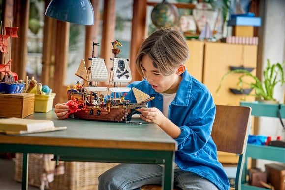 LEGO® Iconic Pirate Ship 31387