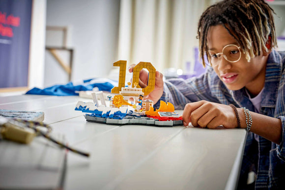 LEGO® Kylian Mbappé – Football Highlights 43013