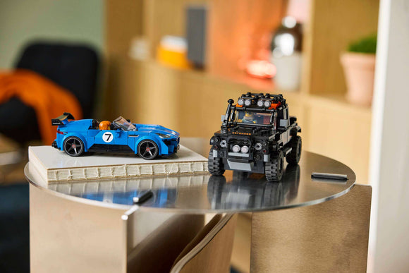 LEGO® Jaguar Project 7 & Land Rover Defender 77264