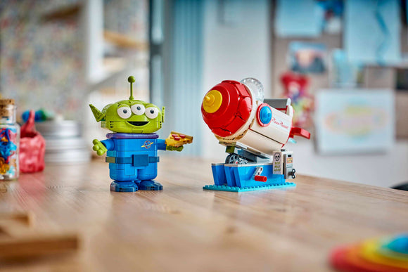 LEGO® Alien with Pizza Planet Rocket Ride 43307