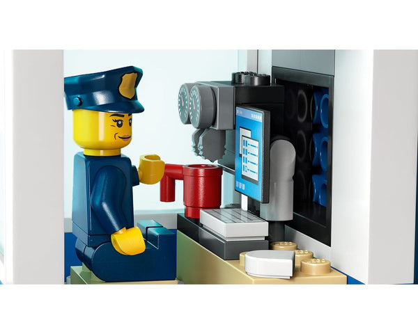 LEGO® Police Training Academy 60372