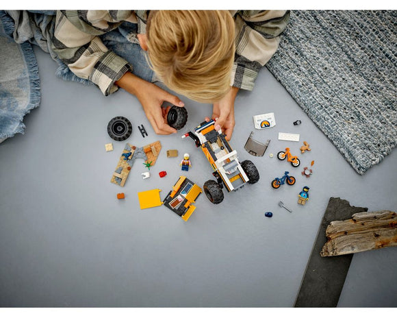 LEGO® 4x4 Off-Roader Adventures 60387