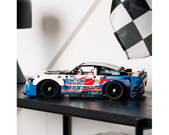 LEGO® NASCAR® Next Gen Chevrolet Camaro ZL1 42153