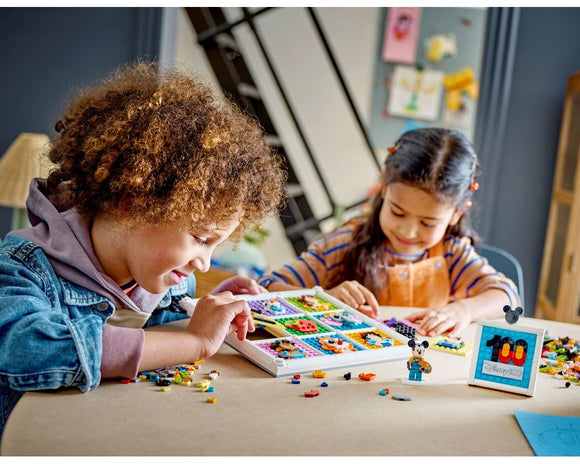 LEGO® 100 Years of Disney Animation Icons 43221