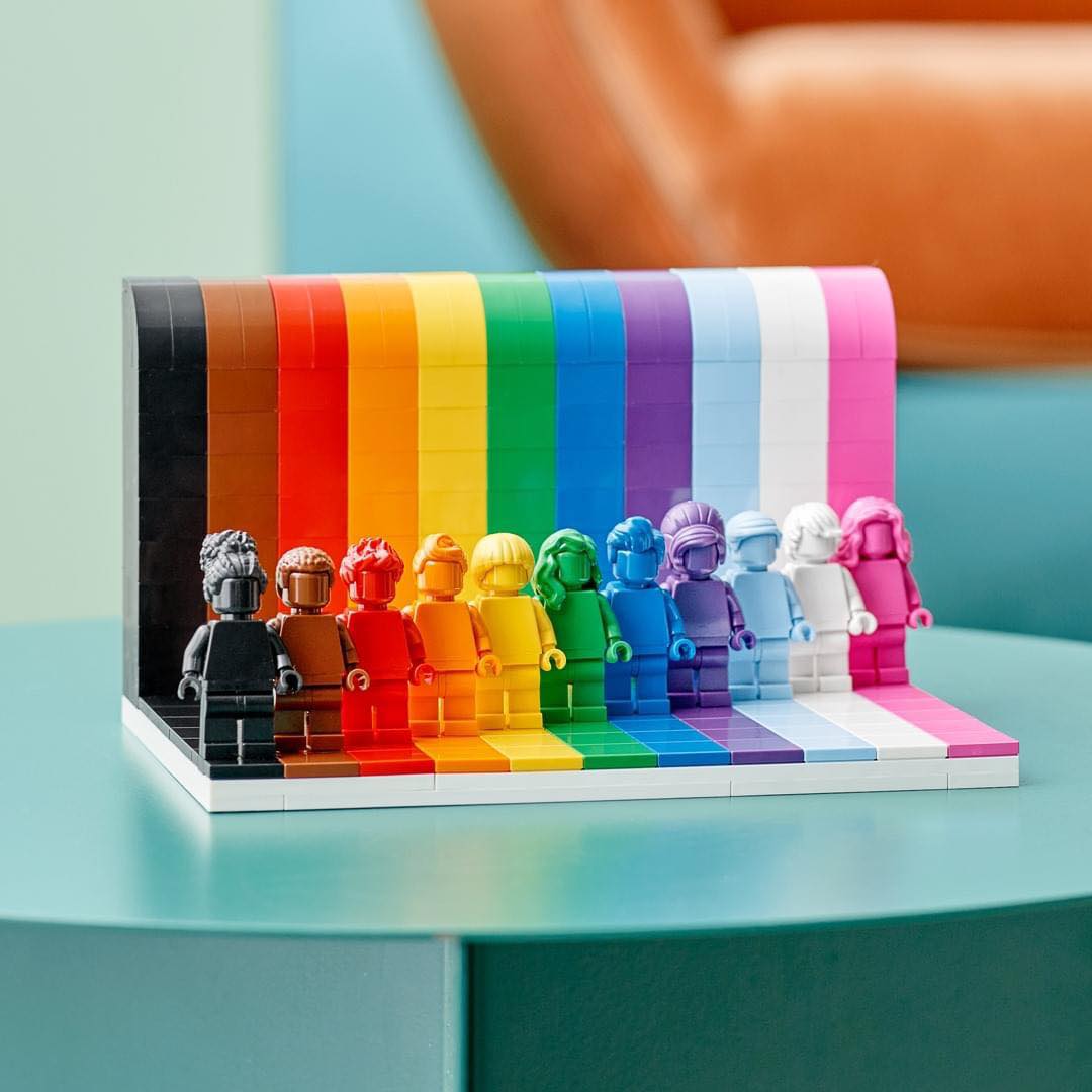 LEGO® Everyone is Awesome 40516 - 0