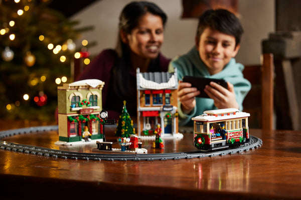 LEGO® Holiday Main Street 10308