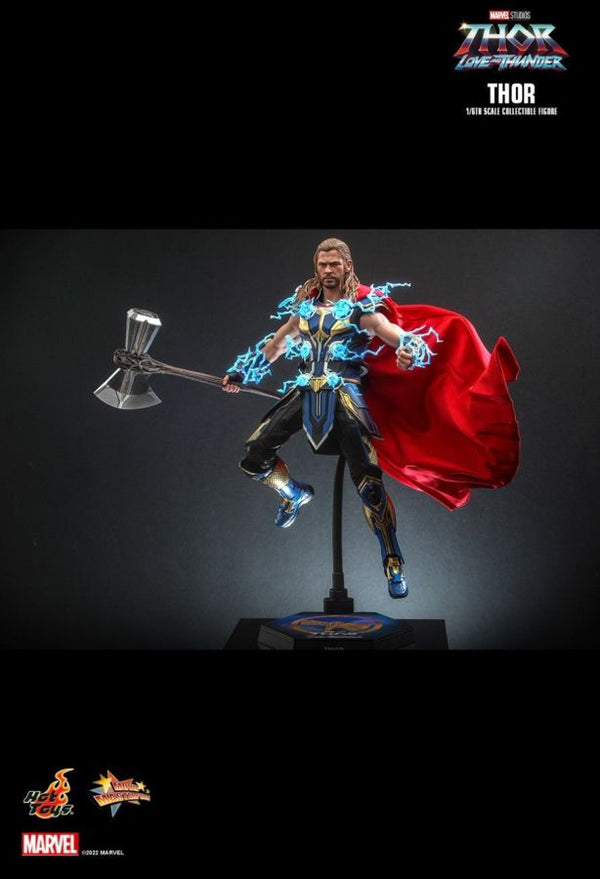 Thor 4: Love & Thunder - Thor 1/6th Scale Hot Toys Action Figure